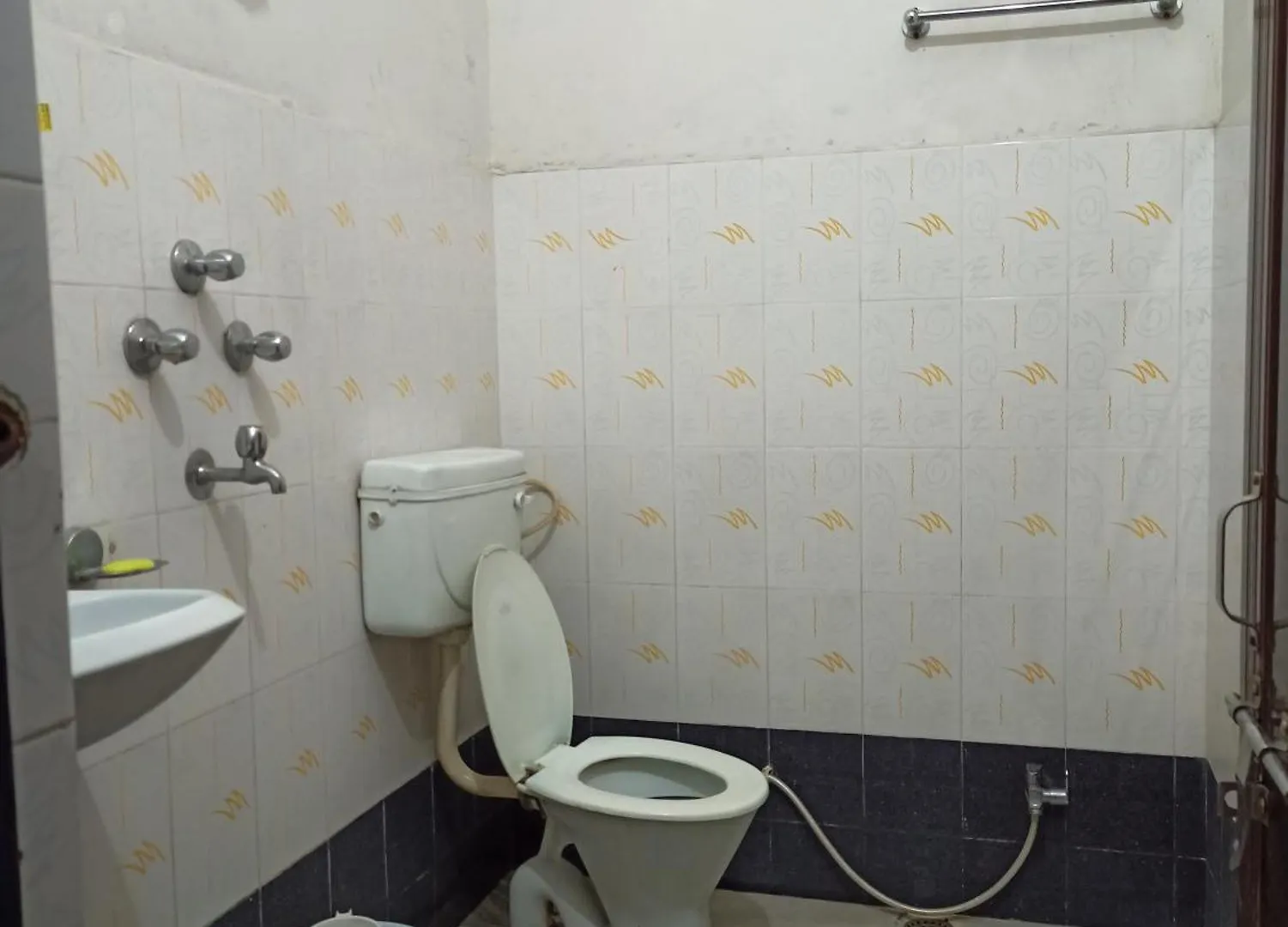 Teerth Guest House Varanasi