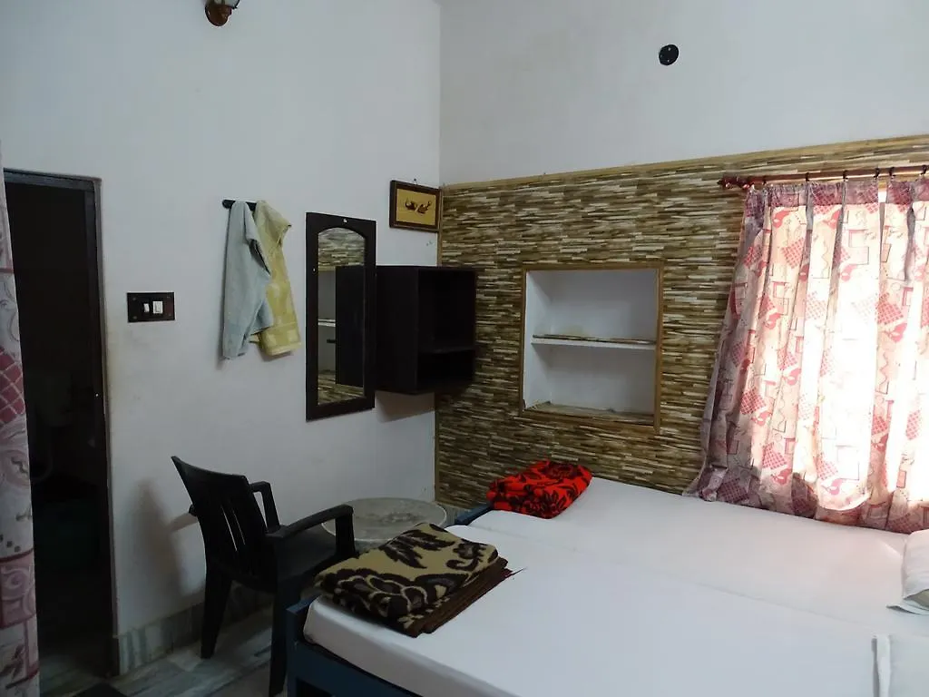 ***  Teerth Guest House Varanasi India