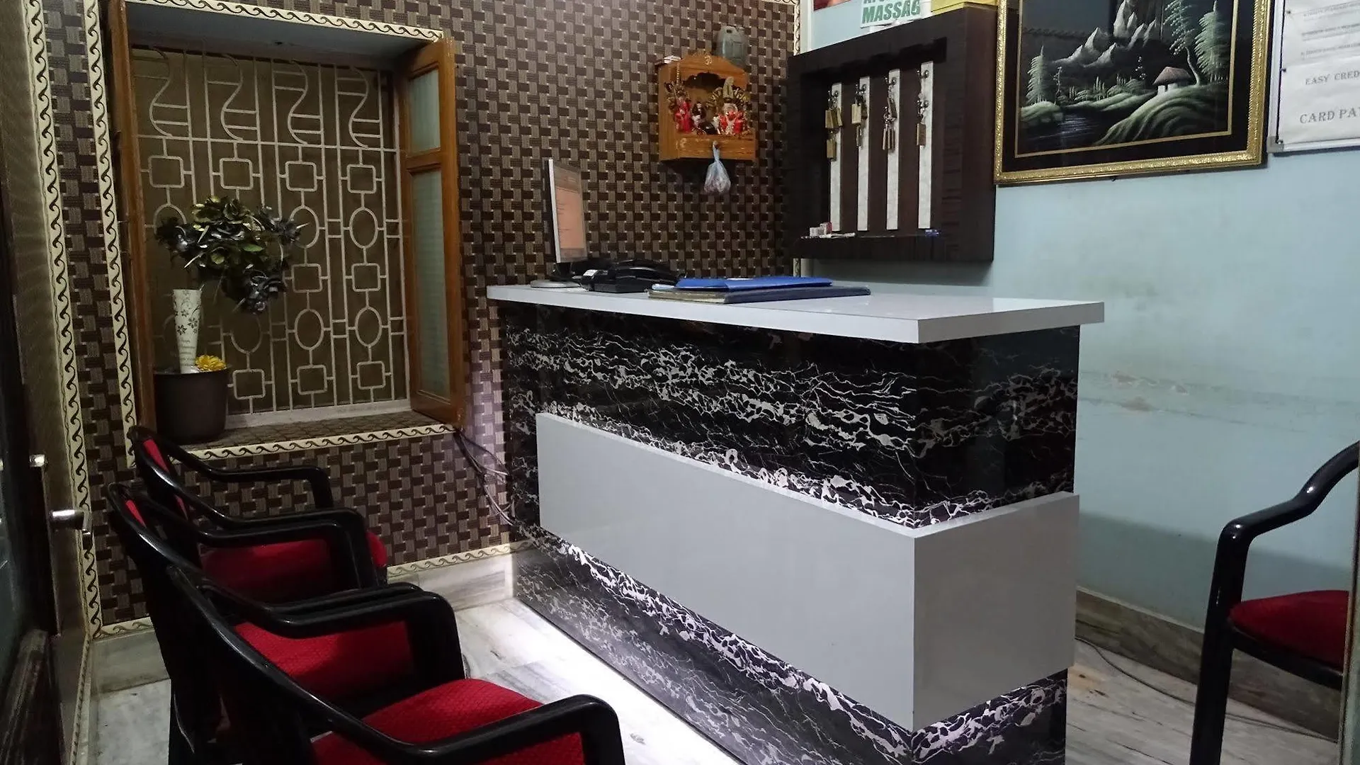 Teerth Guest House Varanasi 3*,  India
